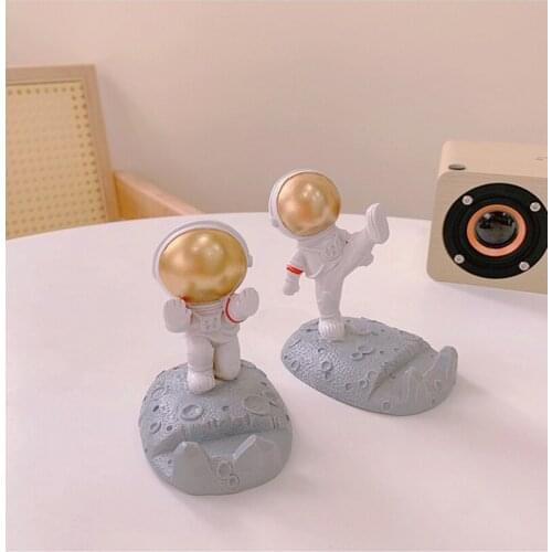 OLOEY Figurines For Interior