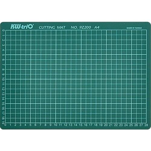 FREE SHIPPING A4 PVC Cutting Mat Durable Self-healing Cut Pad Patchwork Tools DIY Accessory Cutting Plate 30*22cm