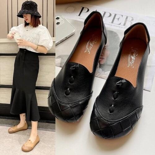New Woven Flat Women Shoes Fashion Simple Loafers Pure Color Sweet Moccasins Shoeo Utdoor Comfortable Barefoot Shoes Black Shoes