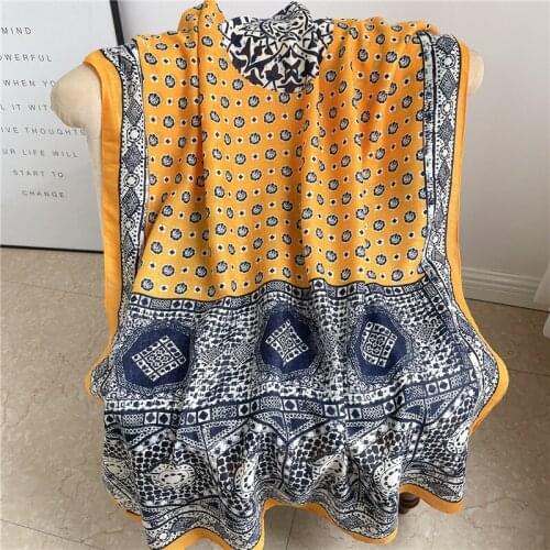 Popular 2021 New Cotton Print Scarf Hijab Korea Style Elegant Pashmina Wram Winter Foulrad Muslim Headband Shawl Wrap Bufanda