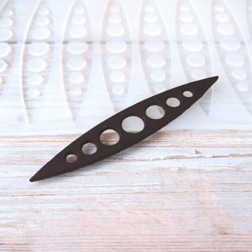 Elongated peas shape Non-stick Silicone Chocolate Mold Ice Molds Cake Mould Bakeware Baking Tools