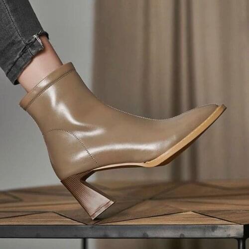 Women Ankle Boots New Luxury Chelsea Boots Chunky Winter Shoes Platform Ankle Boots Slip On Thick Heel Short Boot Brand Designer