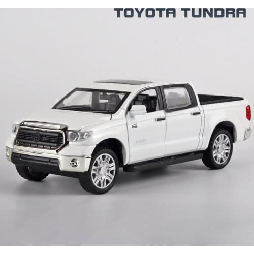 New 1/32 Toyota Hilux Pick Up Truck With Diecast Metal Model Car Toys With Sound Light for Kids Gifts With Box V205