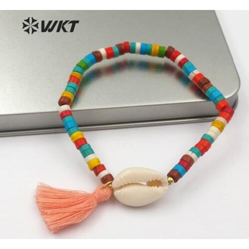 WT-B450 Natural Turquoises Beads Bracelet Sea Shell Cowrie Bracelet With Tassel Charm Colorful Howlite Beads Handmade Bracelet