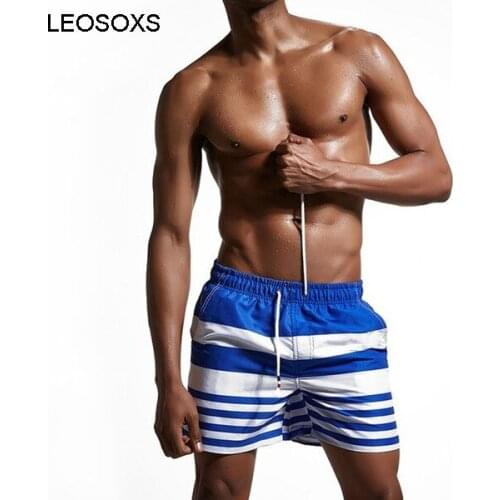 2021 New Gym Running Shorts Mens Beach Pants Loose Quick-drying Summer Shorts Surf Pants Mens Striped Pants