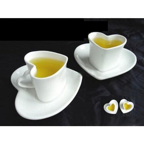Love ceramic couple cup coffee cup saucer set heart shaped afternoon tea espresso coffee cup saucer safflower tea cup set