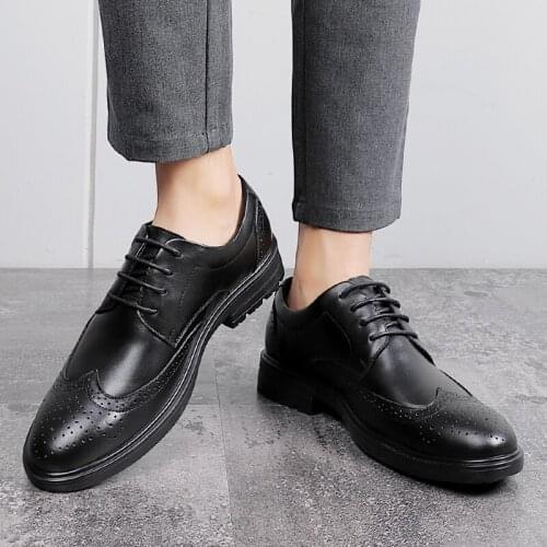 Fashion Elegant Formal Wedding Shoes Men Slip on Office Oxford for Men 2021 New Genuine Leather Shoes Men Forma lFootwear