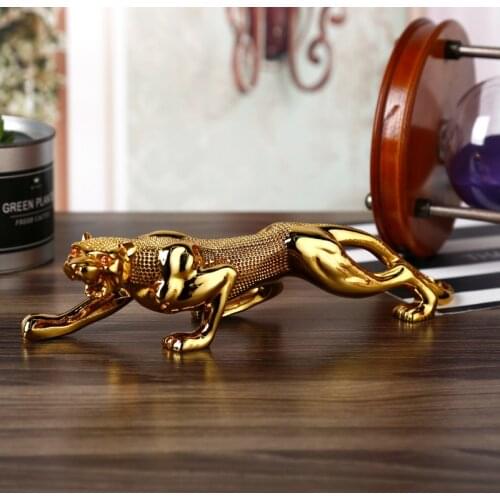 New Jewelry Resin Leopard Car Ornaments Car Interior Decoration Ornaments Creative Gifts High-end Car Accessories Car Decoration