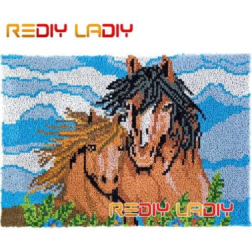 Latch Hook Rug Kits Two Horses Plush Wall Hanging DIY Carpet Rug Chunky Yarn Arts Cushion Crocheted Floor Mat Hobby & Crafts