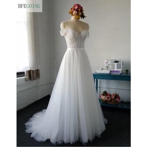 Simple White Tulle Sweetheart Strapless Floor-Length A-line Wedding dress Court Train Custom made