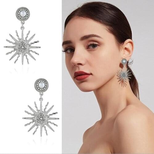 Amaiyllis Party Sunflower Stud Earrings For Women New Model Star Pendant Earrings Geometric Statement Post Earrings Brincos