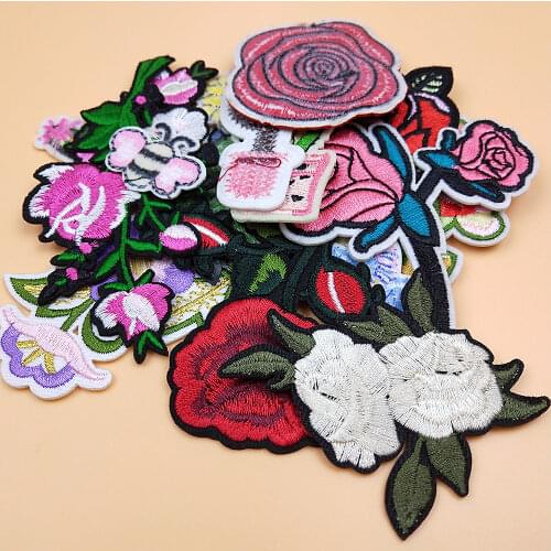 Bee Flowers Embroidery Patches Iron On Patch Stickers For Clothes DIY Jacket Backpack Hats Coats Beautiful Appliques