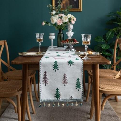 Christmas Table Runner Chenille Tassel Table Cloth Table Runner Christmas Tree Embroidery Exquisite Home Decoration