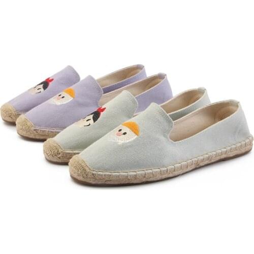 2020 new cartoon loafers For Woman Flat Soft Bottom Sneakers Breathable Mesh Shoes Woman Braided Shoes