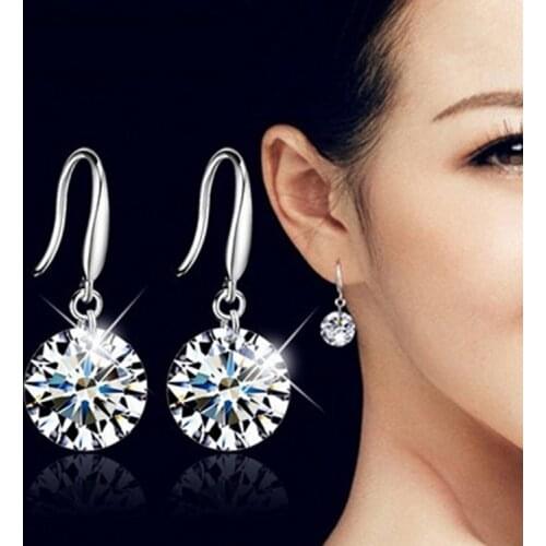 2019 New Earrings Korean Version Of The Fashion Cute Shiny White Crystal Multicolor Long Earrings Womens Jewelry Drop Earrings