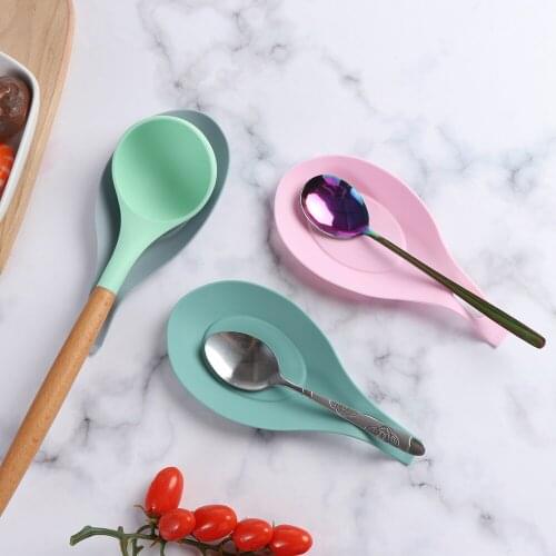 Silicone Heat Resistant Spoon Shelf Utensil Holder Placemat Lid Scoop Bracket Stand Cookware Storage Stove Organizer