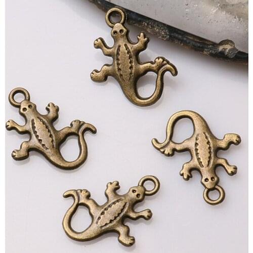 40pcs antiqued bronze color cute lizard design charms EF3358