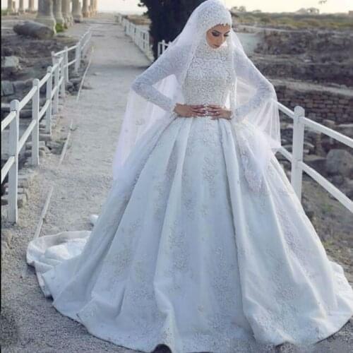 Fine Hijab Muslim Wedding Dresses Long Sleeves Lace Appliqued Satin Islamic Bridal Gowns