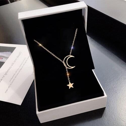 Simple Elegant Classic Hollow Moon Star Pendants Necklaces For Women Fashion Party Jewelry Accessories