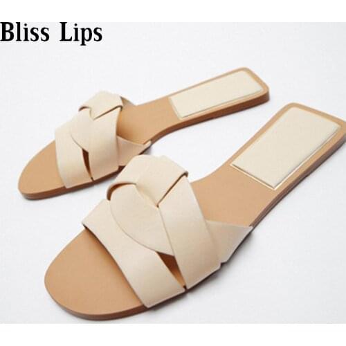 New Summer Concise Slippers Casual Shoes Beach Slides Outside Flat Round toe Women Slippers