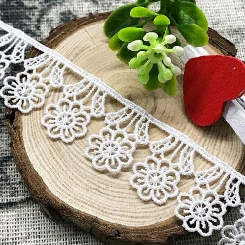 15yards 2cm Black White Polyester Flower Embroidery Lace Trim Fabric DIY Handmade Patchwork Material Garment Sewing Accessories