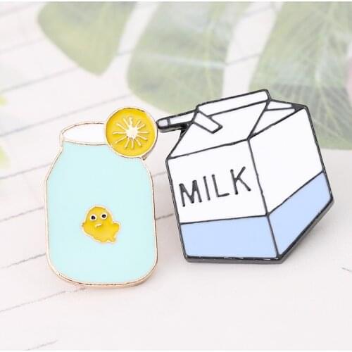Milk Pins And Brooches Lemon Pet Lapel Pin Novelty Cute Cartoon Brooches Brooch that women and children like