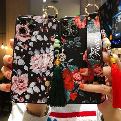 Sumkeymi Wrist Strap Phone Holder Case For iphone 11 Case For iphone 12 7 8 Plus mini Pro Max X XS XR Soft TPU Back Cover