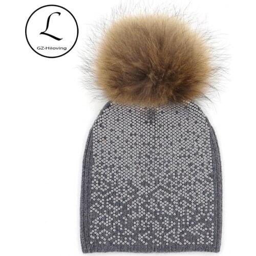 GZHILOVINGL 2017 Winter Beanies Real Raccoon Fur Pom Pom Hat Girls Fashion Knitted Wool Thick Winter Hats Women Skullies Beanies