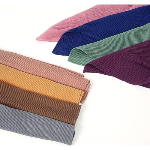 2021 Newest Pleated Chiffon Hijabs Crinkle Shawls Scarf Super High Quality Muslim Wraps Small Size Chiffon Fashion 1PC Retail