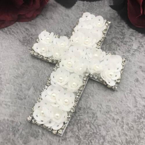 White Sequined Grace Rose Flower Cross Patch For Clothing Fashion Motif Sew On Patches DIY Badges Garment Decoration