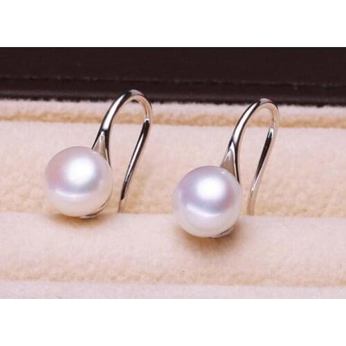 A pair 10-11mm Natural south sea white pearl earring