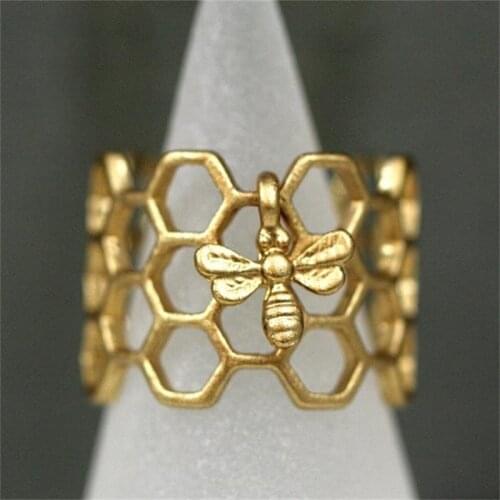 Creative Hollow Out Honeycomb Bee Women Rings Geometric Irregular Hexagon Ring Party Accessories