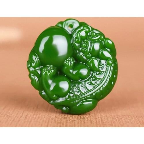 Pixiu Green Jade Pendant Necklace Chinese Hand-Carved Natural Fine Charm Jewelry Amulet Fashion Accessories for Men Women Gifts