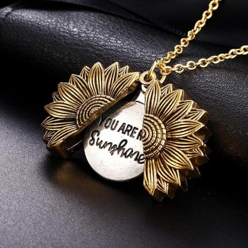 Open Engraved You Are My Sunshine Letter Sunflower Pendant Locket Chain Necklaces Women Party Gift Jewelry Accessories