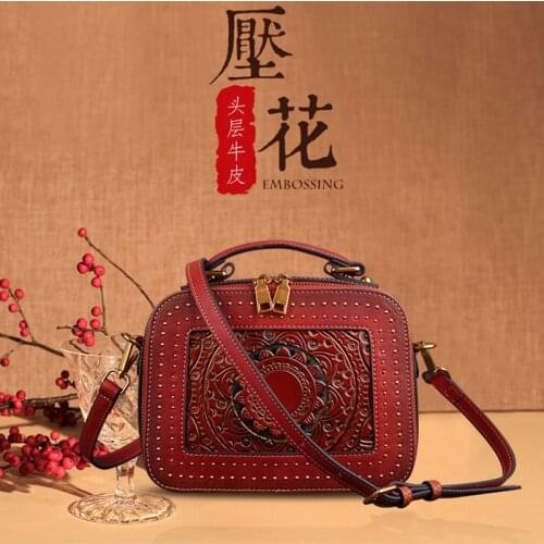 Top Handbags Designer Fashion Womens Embossed Sun Totem Cowhide Leather Vintage Mini Rivet Satchel Tote Bag Shoulder Bags