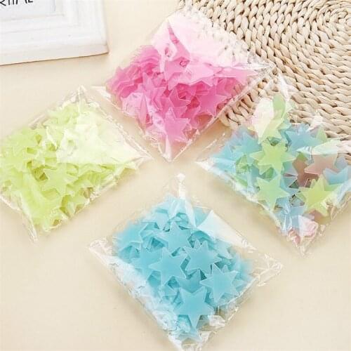 100pcs/bag 3cm Glow in the Dark Toys Luminous Star Stickers Bedroom Sofa Fluorescent Painting Toy PVC Stickers for Kids Room
