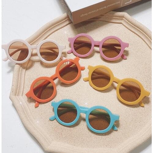 New Kids Sunglasses Boys Grils Cute Round Sun Glasses Children Classic Black Transparent Eyewear for Child Gafas De Sol UV400