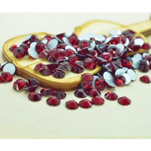 Flat Back Rhinestone Crystal Strass Dark Siam 50pcs ss20 4.6-4.8mm Non hotfix Nail Art Rhinestones