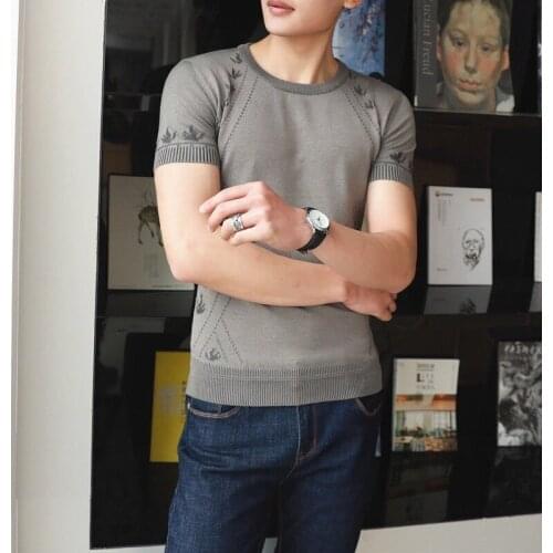 New mens knit sweater pullover top t-shirt slim fit sweater round neck short sleeve bottoming shirt