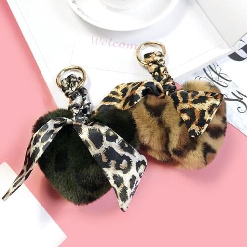 Cute Leopard Faux Rabbit Fur Car Keychain Women Fashion Pompom Heart Hairball Key Chain School Bag Backpack Pendant Accessories