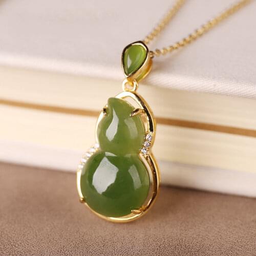 Natural Hetian chalcedony gourd Pendant Necklace Chinese style retro palace style small design womens Christmas gift