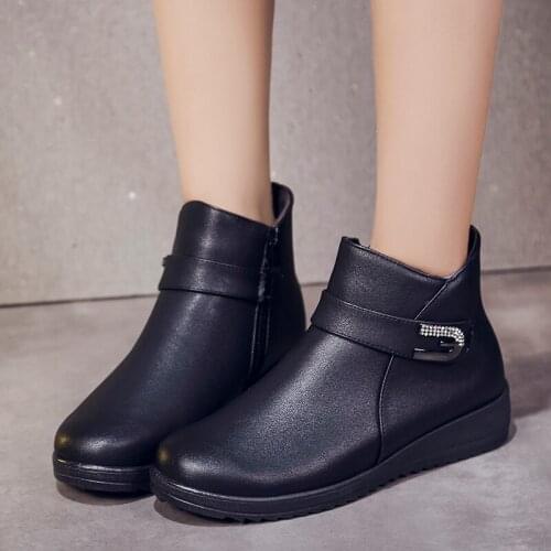 Demi-season Boots For Women 2021 Autumn And Winter Platform Rubber Leather Ankle Tabi Boots Fashion Wedge Heel Black Warm Shoes