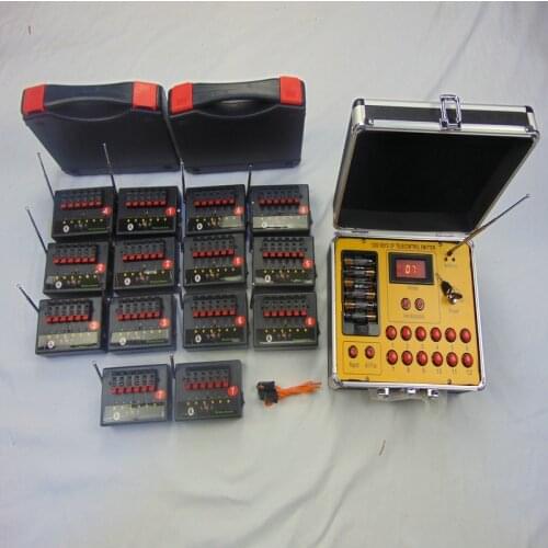 Digital Remote 84 cues Wireless switch DMX festive party supplies 300meter distance Receiver fireworks christmas gift electric