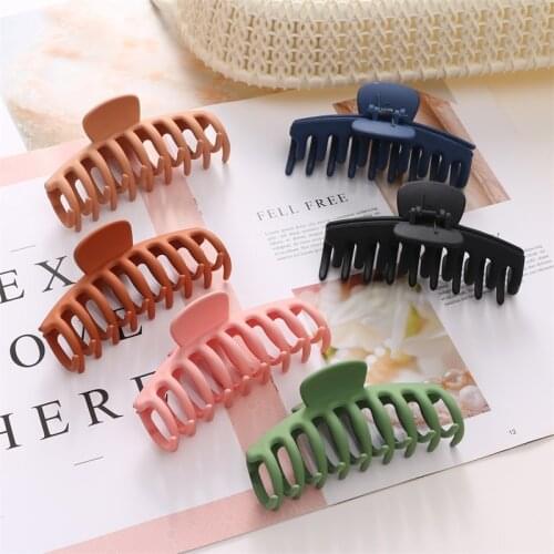 1PC Korean Solid Large Hair Claws Elegant Acrylic Hairpins Barrette Crab Hair Clips Headwear for Women Girls Hair Accessories