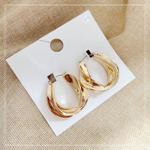 New Fashion Punk Gold Color Alloy Big Twisty Circle Hoop Earrings Hip Hop Hoops Jewelry Accessory Party Gift for Women