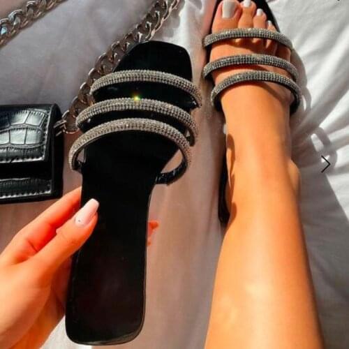 Bling Flip Flops Women Party Shoes Flat Thin Strap Outdoor Ladies Sexy Slippers Breathable Large Size Woman Beach Slides