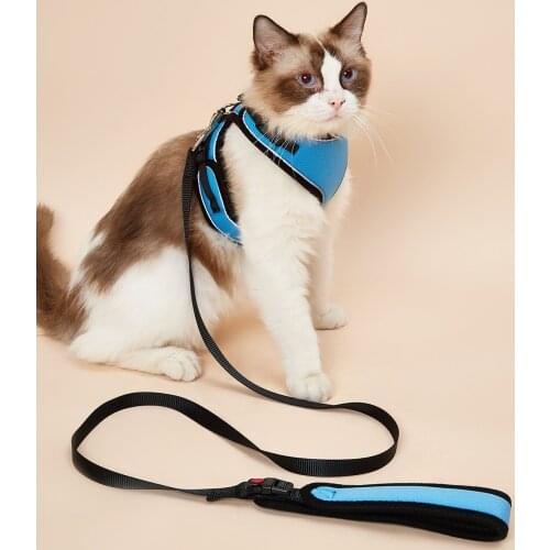 No Pull Cat Harness and leash set Reflective Adjustable Vest with 1 Leash Attachments, Soft Control Training Handlefor cats