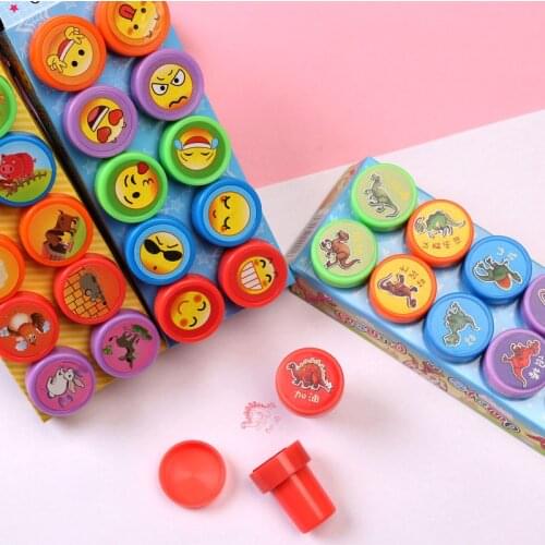 10 Pcs/Set DIY Kids Seal Craft Toys Cute Cartoon Animal Flowers Decoration Rubber Stamp Childrens Scrapbook Stamp Reward Toys