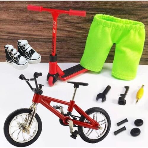Finger scooter Two Wheel Fingerboard Set mini Skate Parts skateboarding deck Fingertip ice skates Bikes Desk Novelty Toys Kids