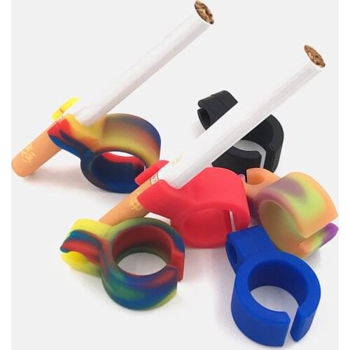 Wholesale Waterproof Endlessly Artifact 1 PC Silicone Ring Finger Hand Rack Cigarette Holder for Regular Smoking Smoker Men Gift
